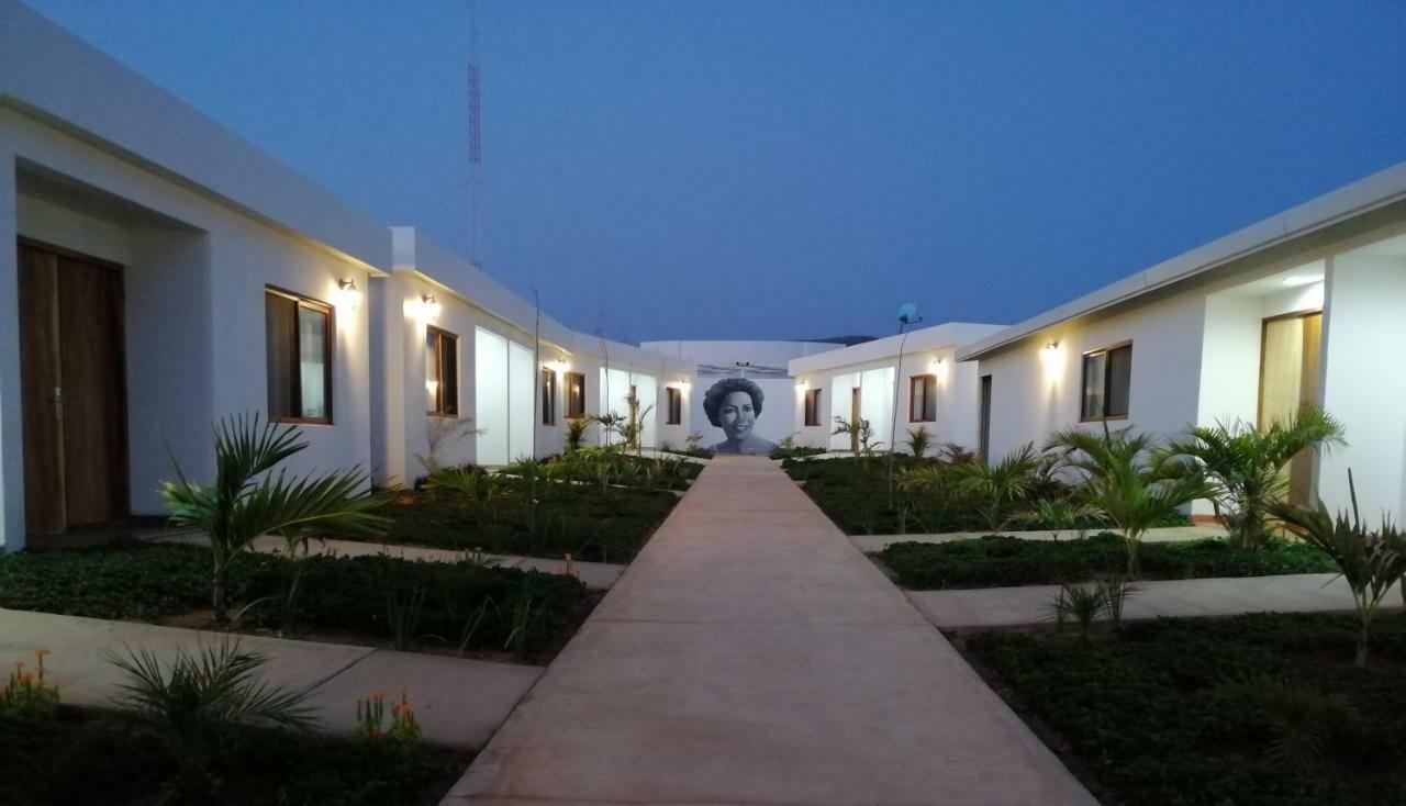 Perihuete Playa Esperanza Resort מראה חיצוני תמונה